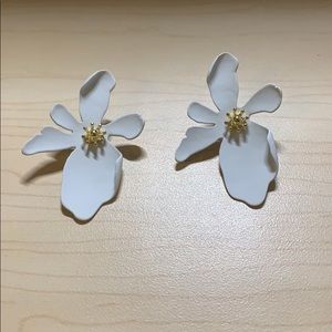 Flower earrings